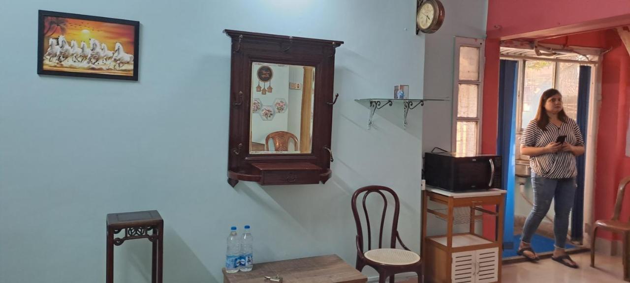 A Home Away From Home Колката Екстер'єр фото